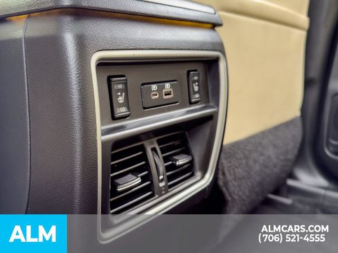 Used 2022 Nissan Murano Platinum w/ Cargo Package AWD/4WD image 17