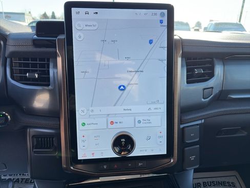 Used 2023 Ford F150 Lightning Lariat image 15