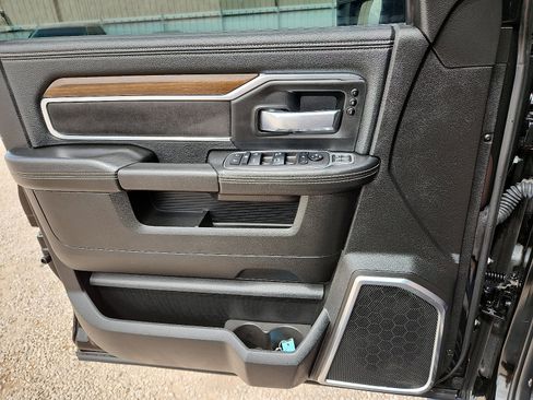 Used 2024 RAM 2500 Laramie w/ Safety Group image 14