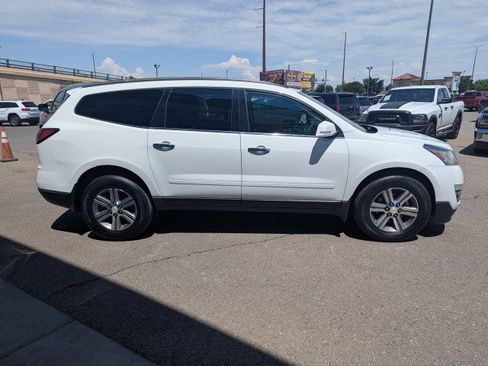 Used 2017 Chevrolet Traverse LT AWD/4WD image 7