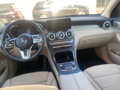 Used 2023 Mercedes-Benz GLC 300 4MATIC Coupe image 12