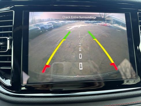 Used 2025 Dodge Durango GT image 13