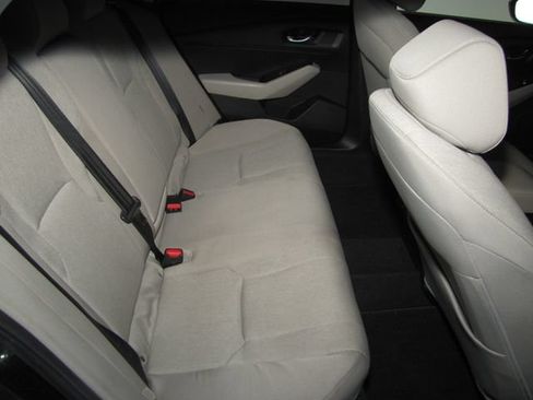 Certified 2025 Honda Accord LX image 16