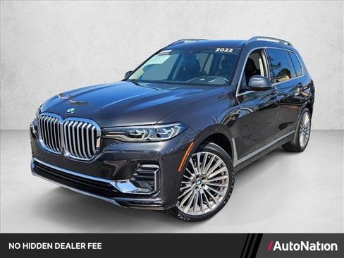 Used 2022 BMW X7 xDrive40i w/ Parking Assistance Package AWD/4WD image 1