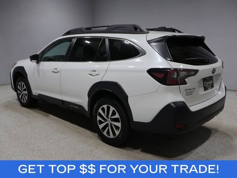 Used 2023 Subaru Outback Premium AWD/4WD image 4