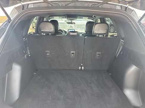 Used 2025 Ford Escape ST-Line image 13