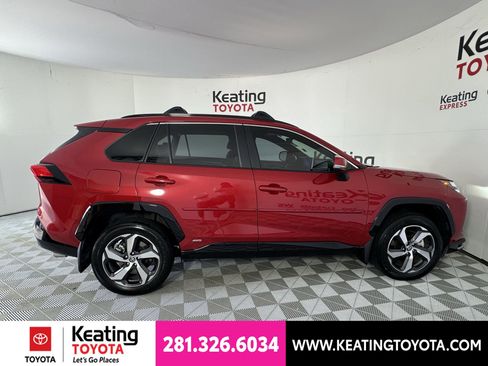 Certified 2025 Toyota RAV4 SE w/ Weather & Moonroof Package AWD/4WD image 5