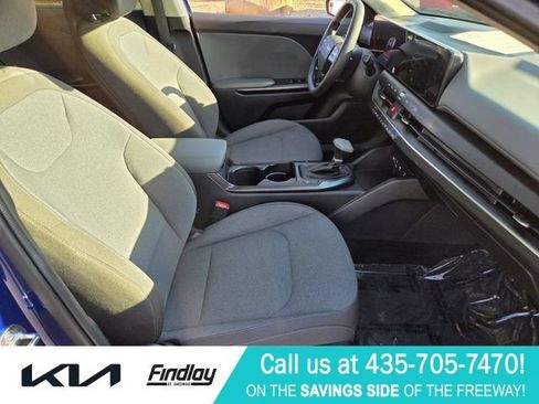 Certified 2025 Kia K4 FWD image 16