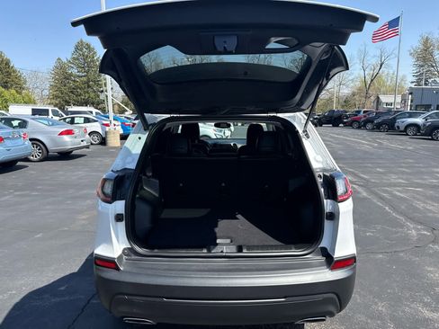 Used 2022 Jeep Cherokee Latitude Lux AWD/4WD image 15