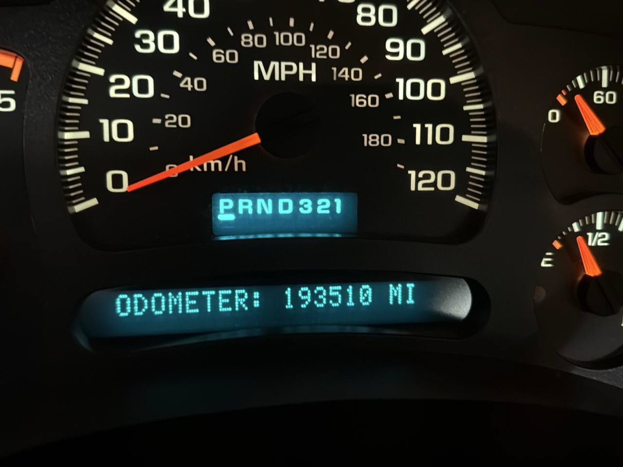 Used 2005 Chevrolet Silverado 2500 LT w/ Heavy-Duty Power Package AWD/4WD image 7