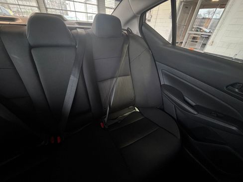 Used 2025 Nissan Altima 2.5 SV image 38