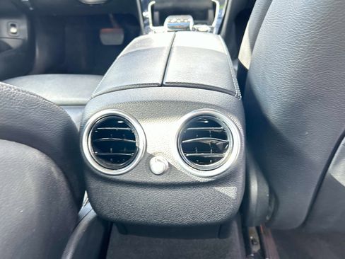 Used 2015 Mercedes-Benz C 300 4MATIC Sedan image 15