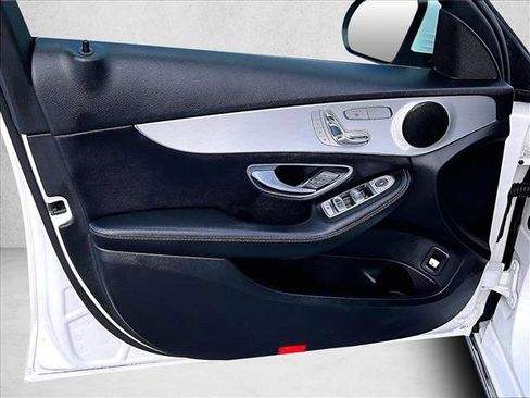 Used 2018 Mercedes-Benz C 300 4MATIC Sedan image 18