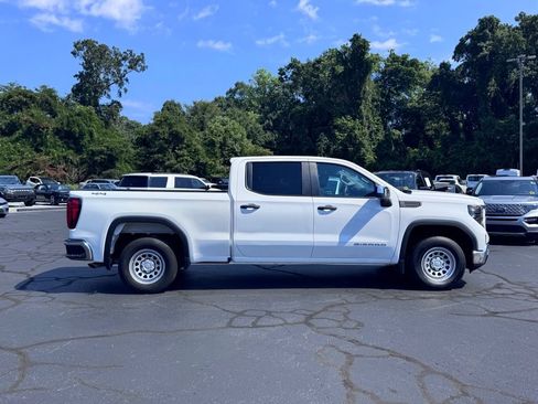 Used 2024 GMC Sierra 1500 Pro w/ Pro Value Package AWD/4WD image 4