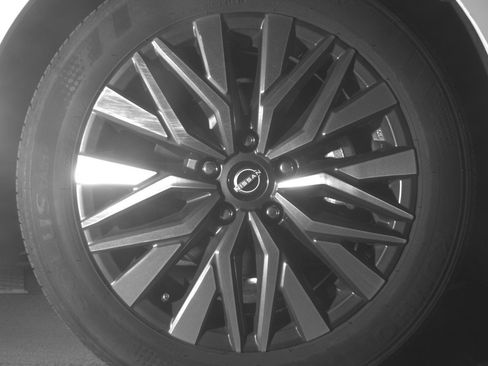 Used 2025 Nissan Altima 2.5 SV image 13