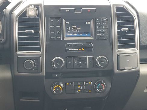 Used 2017 Ford F150 XLT AWD/4WD image 15