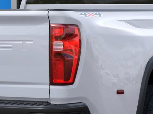 New 2026 Chevrolet Silverado 3500 W/T AWD/4WD image 11