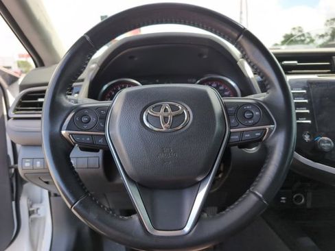 Used 2019 Toyota Camry XSE image 23