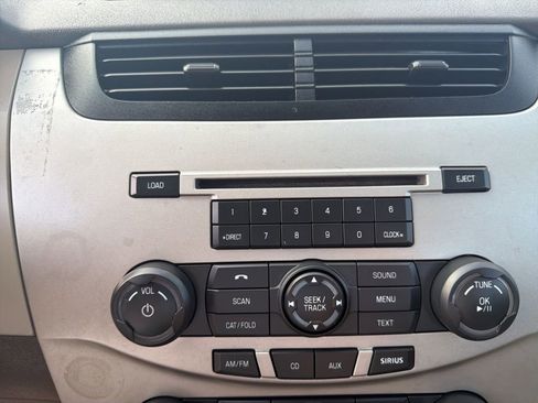 Used 2008 Ford Focus SE FWD image 32