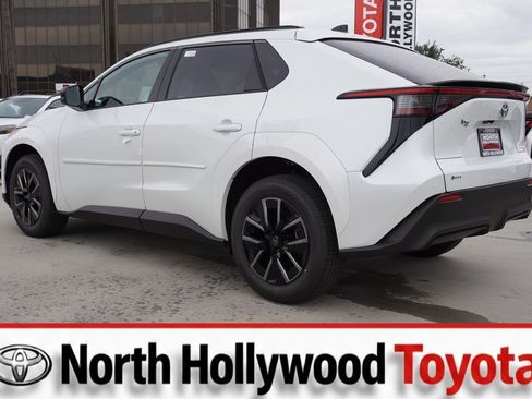 New 2026 Toyota bZ XLE Plus image 6