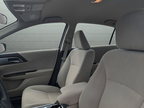 Used 2013 Honda Accord LX image 9