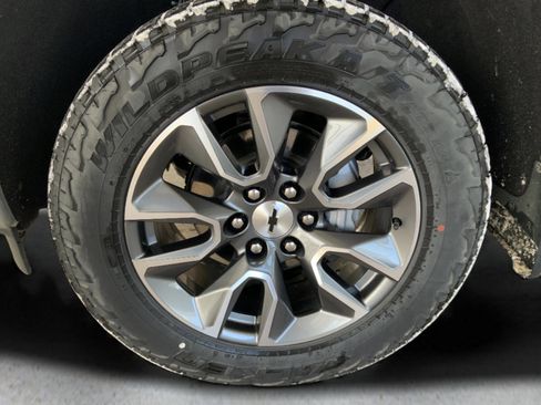 Used 2023 Chevrolet Silverado 1500 RST image 12