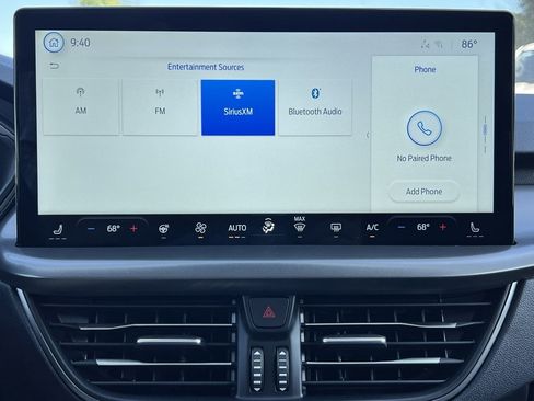 New 2025 Ford Escape SE image 29