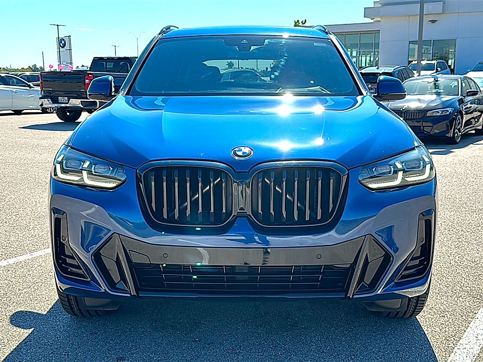 Used 2024 BMW X3 sDrive30i w/ Premium Package RWD image 11