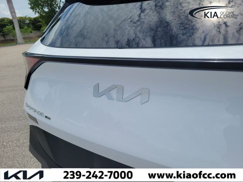 Certified 2024 Kia Sportage X-Pro AWD/4WD image 10