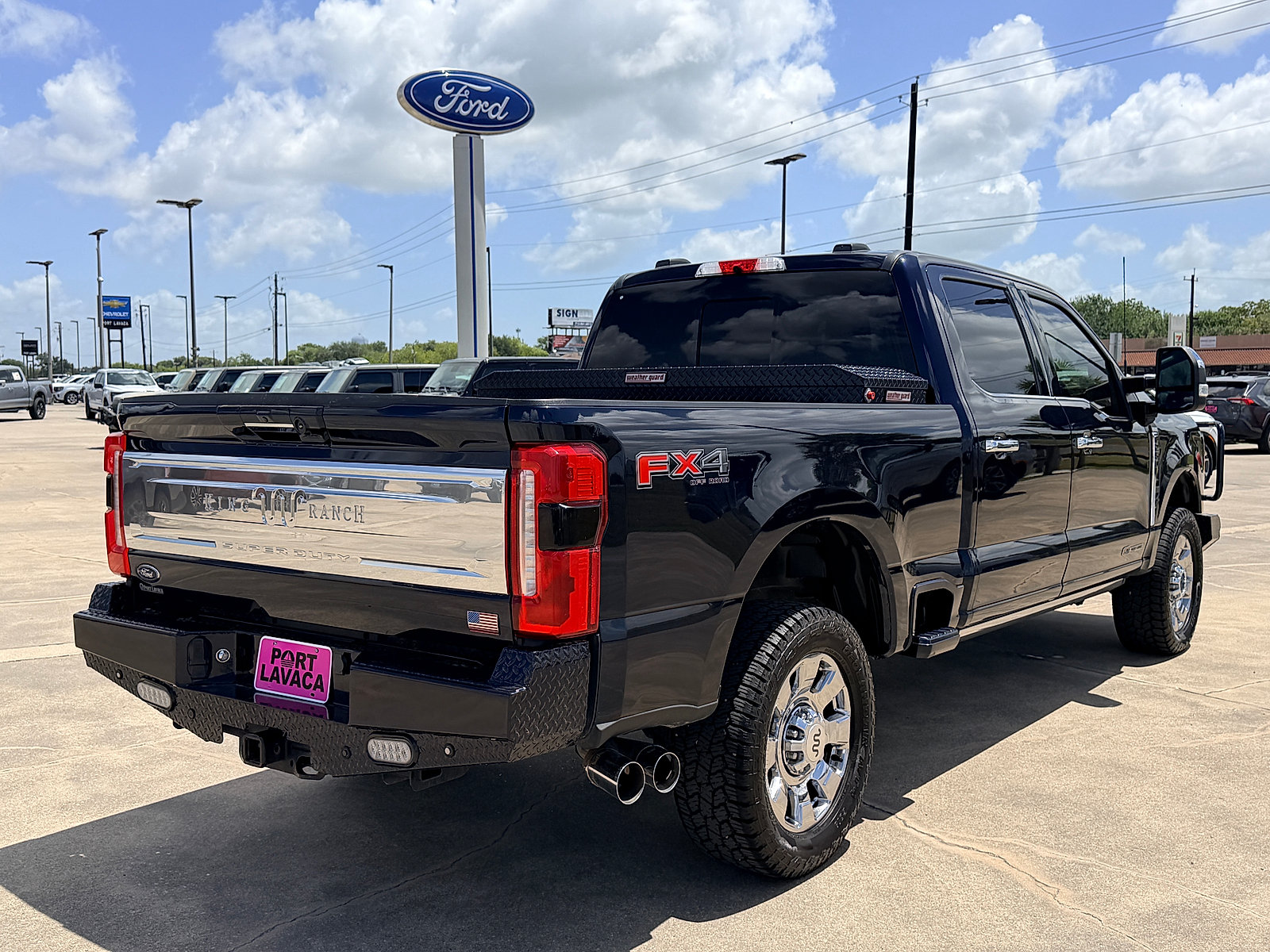 Used 2023 Ford F250 King Ranch w/ Chrome Package AWD/4WD image 7