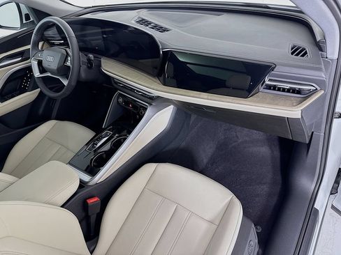 Used 2026 Audi Q5 Premium AWD/4WD image 19