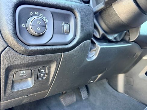 Used 2022 RAM 1500 Big Horn w/ Built-to-serve Edition AWD/4WD image 33