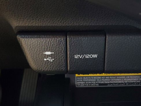 Used 2019 Toyota Camry XSE w/ Driver Assist Package FWD image 24