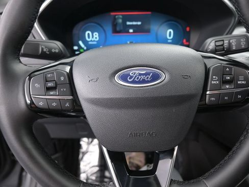 Used 2025 Ford Escape Platinum AWD/4WD image 38