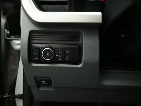 New 2026 Ford F250 XL w/ STX Appearance Package AWD/4WD image 9
