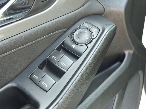 Certified 2023 Chevrolet Traverse LT w/ LPO, Floor Liner Package image 29