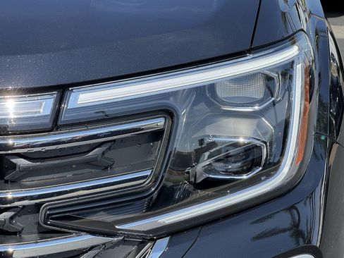 Used 2026 Volkswagen Atlas SE FWD image 5