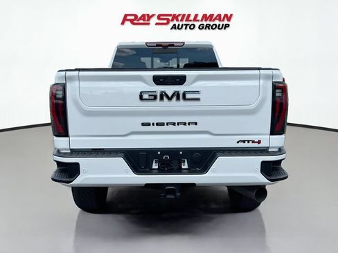 Used 2025 GMC Sierra 3500 AT4 w/ AT4 Premium Plus Package AWD/4WD image 6