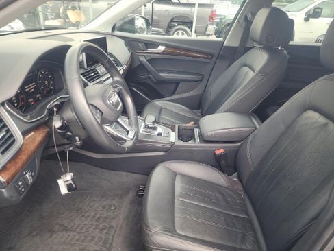 Used 2020 Audi Q5 2.0T Premium Plus w/ Premium Plus Package AWD/4WD image 4