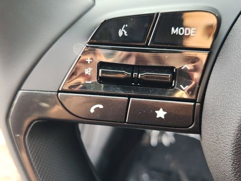 New 2025 Hyundai Elantra Sport image 11