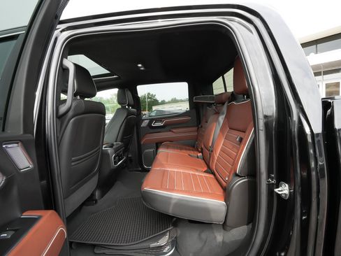 Used 2025 GMC Sierra 1500 Denali Ultimate AWD/4WD image 38