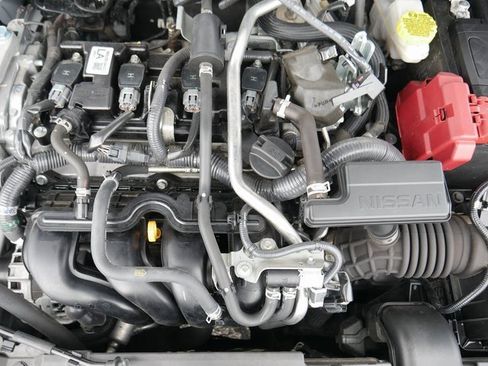 Used 2024 Nissan Sentra SV image 9