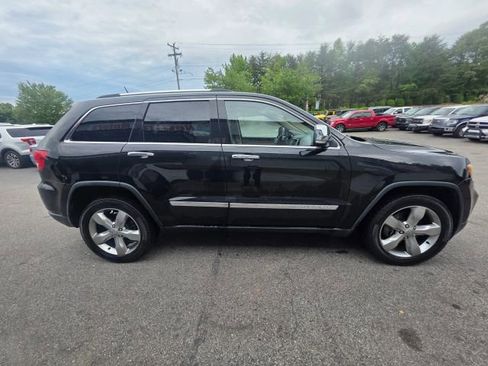 Used 2013 Jeep Grand Cherokee Limited w/ Trailer Tow Group IV AWD/4WD image 4