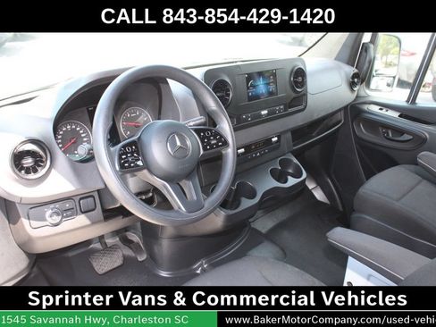 Used 2024 Mercedes-Benz Sprinter 2500 image 4