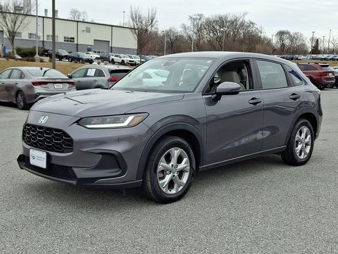 Used 2023 Honda HR-V LX image 3