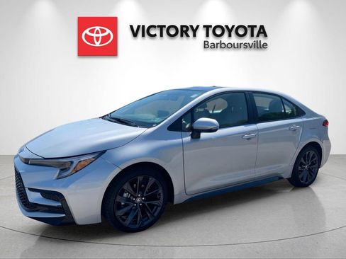 Used 2026 Toyota Corolla SE FWD image 1