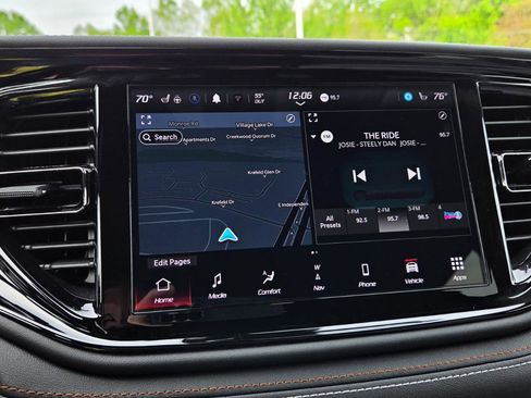 Used 2025 Dodge Durango SRT Hellcat image 40