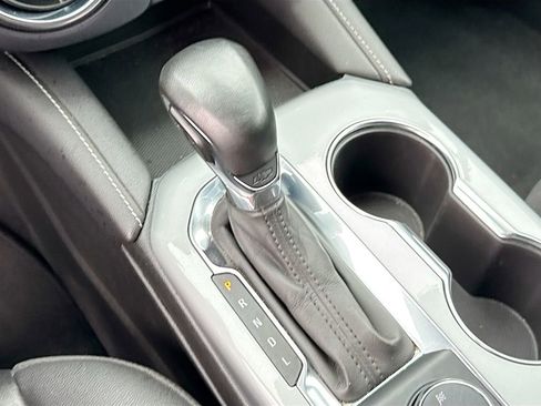 Used 2023 Chevrolet Blazer LT image 16