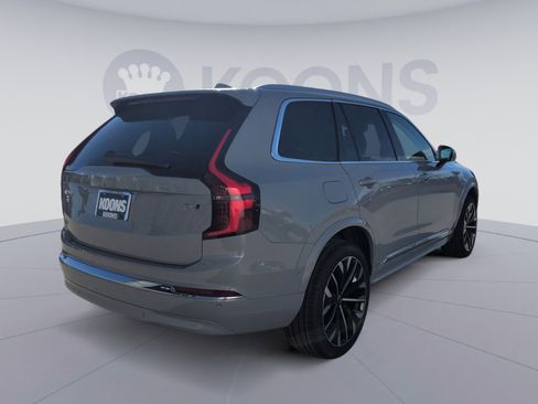 New 2026 Volvo XC90 B6 Plus image 7