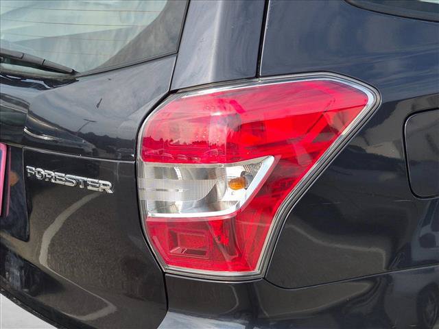 Used 2015 Subaru Forester 2.5i w/ Alloy Wheel Package AWD/4WD image 12
